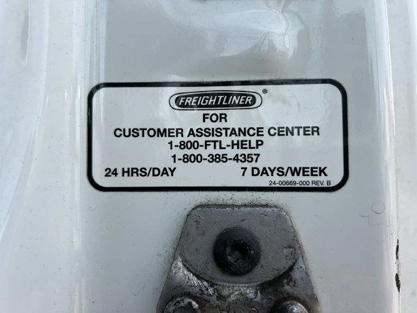 2015 Freightliner - Image 15 of 15