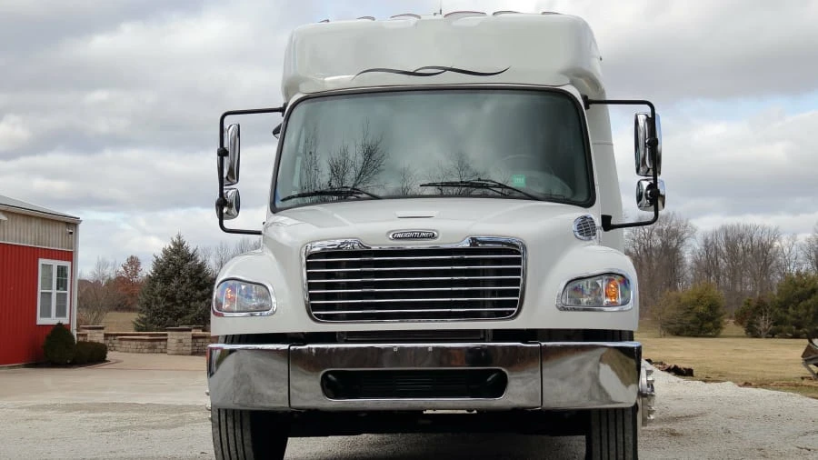2015 Freightliner - Image 16 of 16