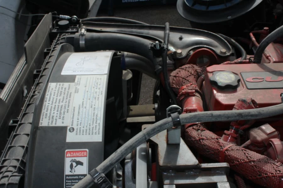 2015 Freightliner - Image 6 of 12