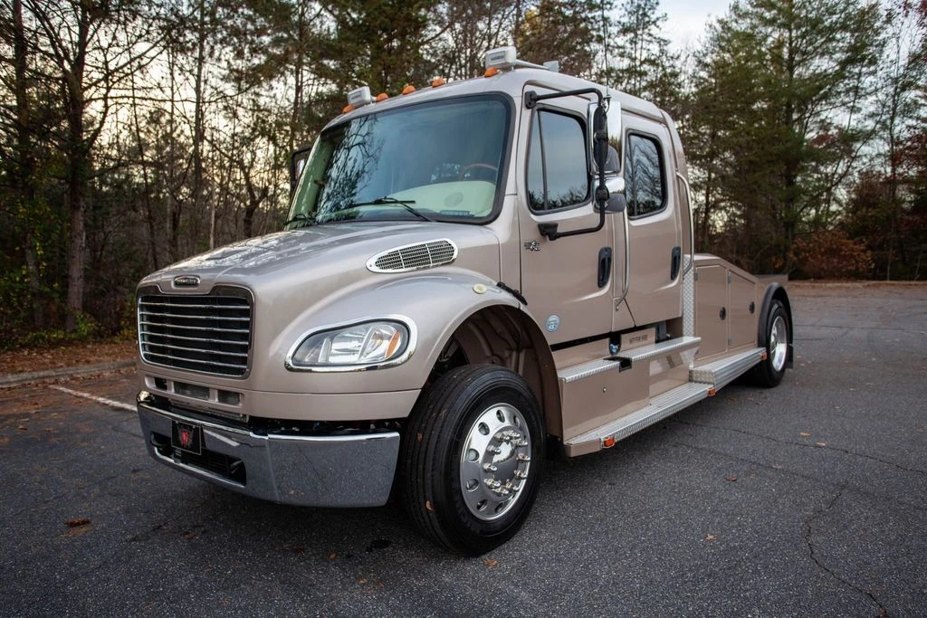 2015 Freightliner - Image 3 of 12