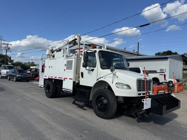 2015 Freightliner - Image 2 of 11