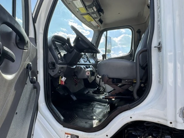 2015 Freightliner - Image 11 of 11