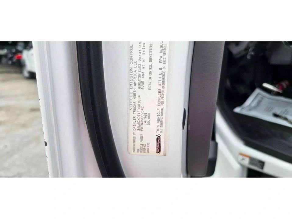 2015 Freightliner - Image 11 of 11