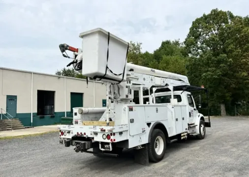 2015 Freightliner M2