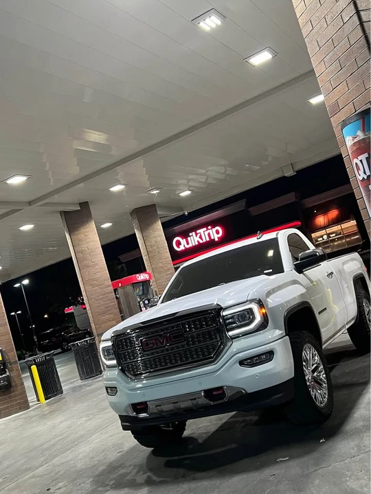 2015 GMC Sierra 4th Gen - Image 3 of 6