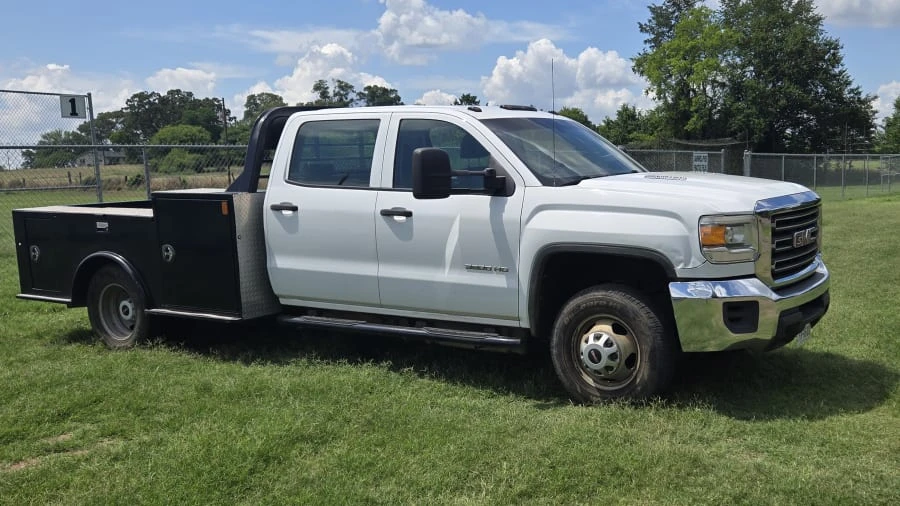 2015 GMC Sierra Heavy Duty 4th Gen - Image 6 of 17