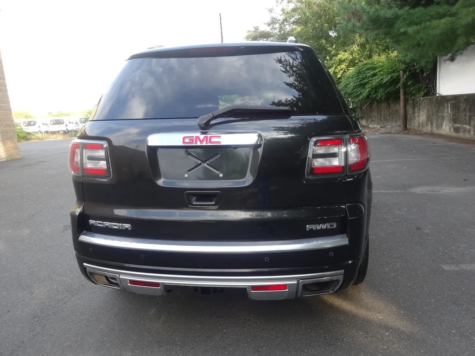2015 GMC Acadia - Image 8 of 20