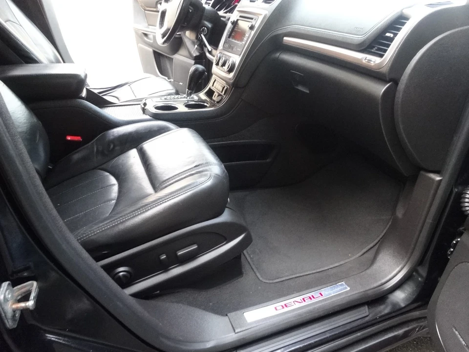 2015 GMC Acadia - Image 18 of 20