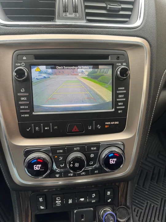 2015 GMC Acadia - Image 14 of 19