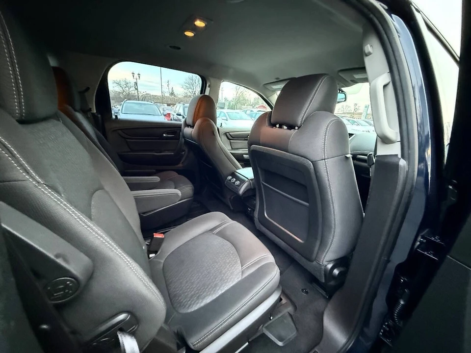 2015 GMC Acadia - Image 16 of 21