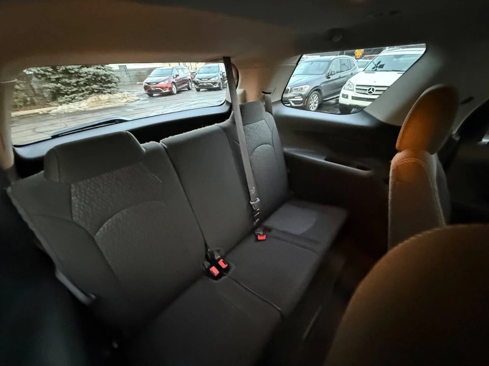 2015 GMC Acadia - Image 17 of 21