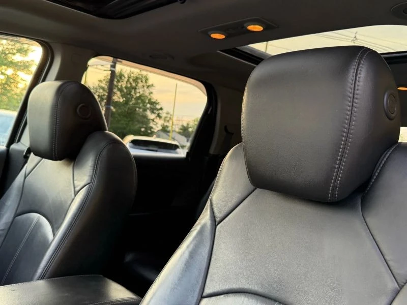 2015 GMC Acadia - Image 10 of 12