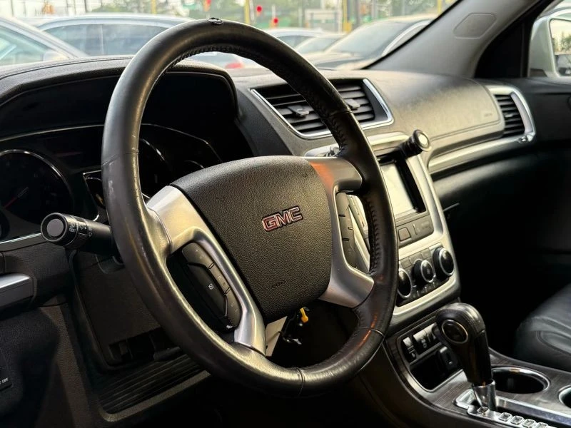 2015 GMC Acadia - Image 9 of 12