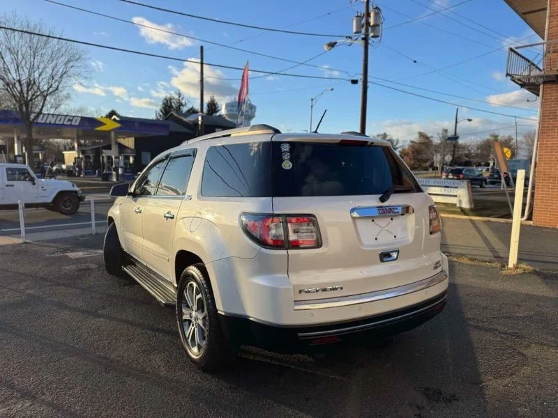 2015 GMC Acadia - Image 10 of 12