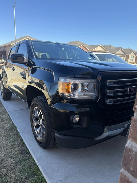 2015 GMC Canyon 2nd Gen - Image 2 of 13
