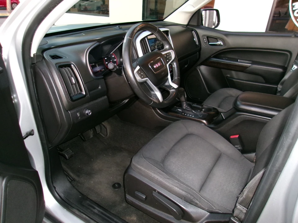 2015 GMC Canyon 2nd Gen - Image 17 of 21