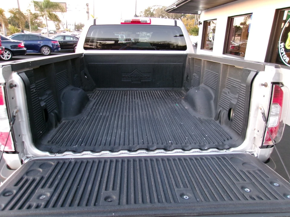 2015 GMC Canyon 2nd Gen - Image 11 of 21