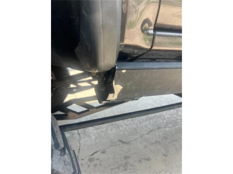2015 GMC Sierra 4th Gen - Image 2 of 22