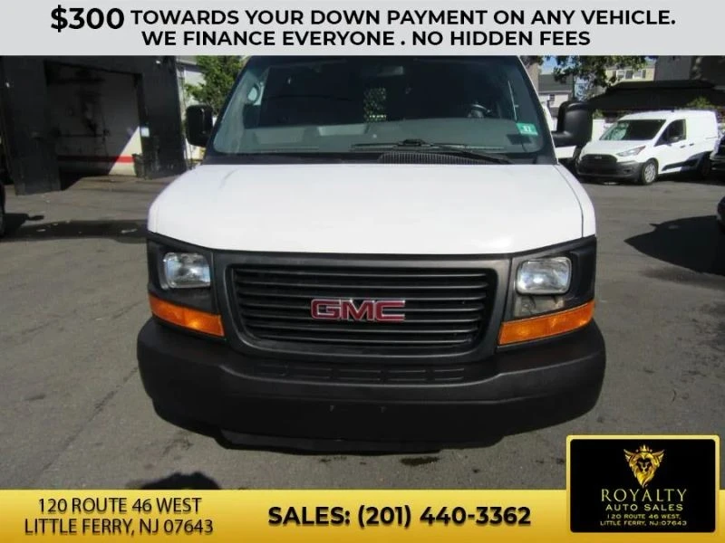 2015 GMC Savana - Image 2 of 12