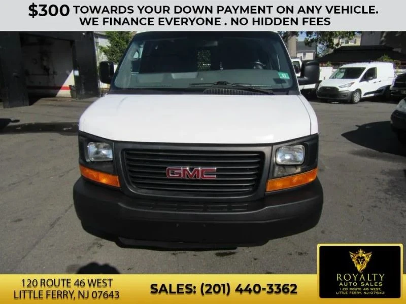 2015 GMC Savana - Image 3 of 12