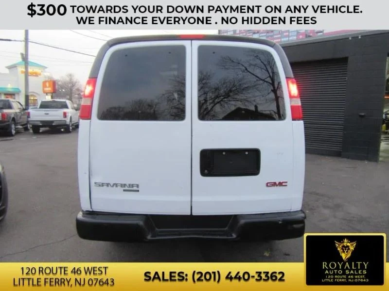 2015 GMC Savana - Image 7 of 12