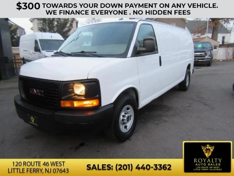 2015 GMC Savana - Image 3 of 12