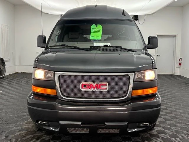 2015 GMC Savana - Image 5 of 21