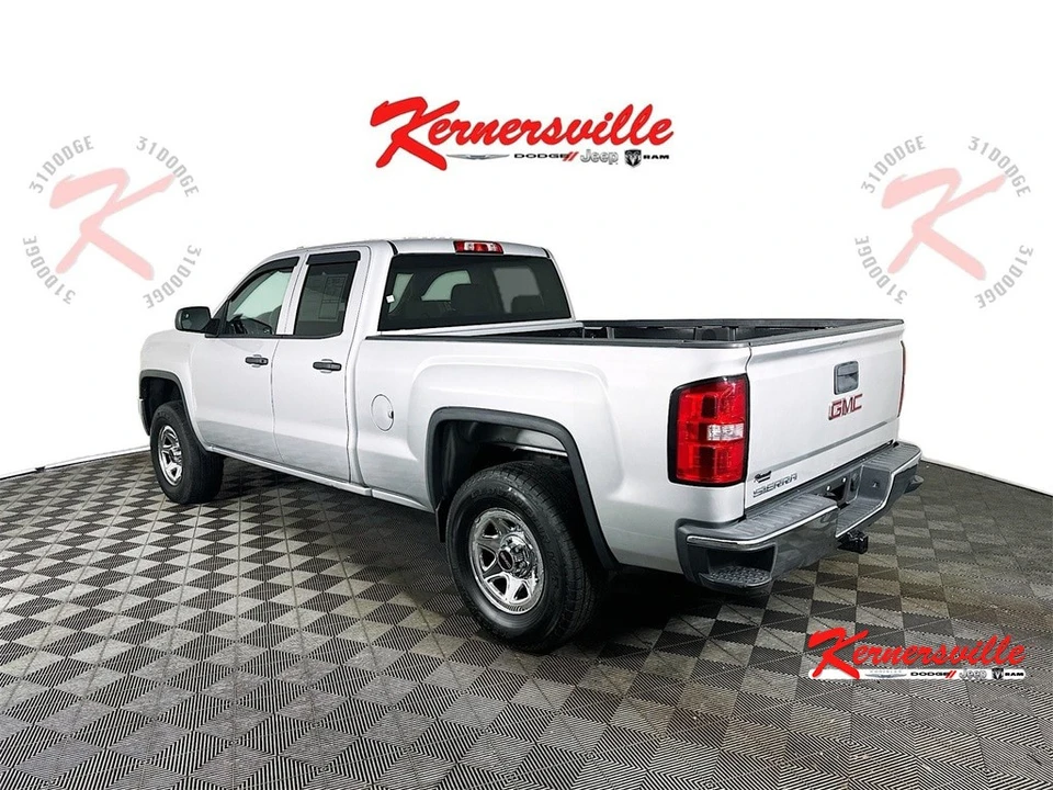 2015 GMC Sierra 4th Gen - Image 5 of 21
