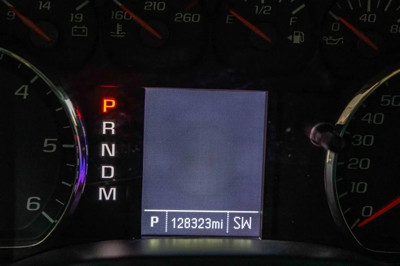 2015 GMC Sierra 3rd Gen - Image 8 of 12