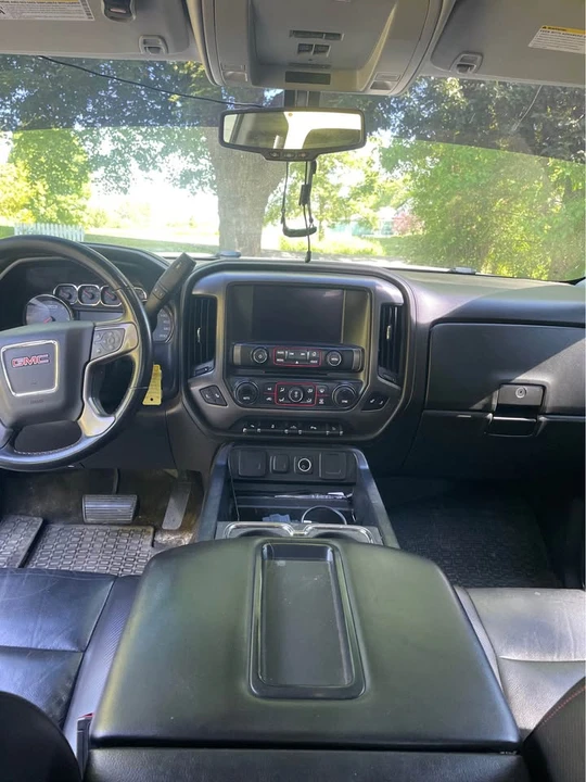 2015 GMC Sierra 4th Gen - Image 8 of 9