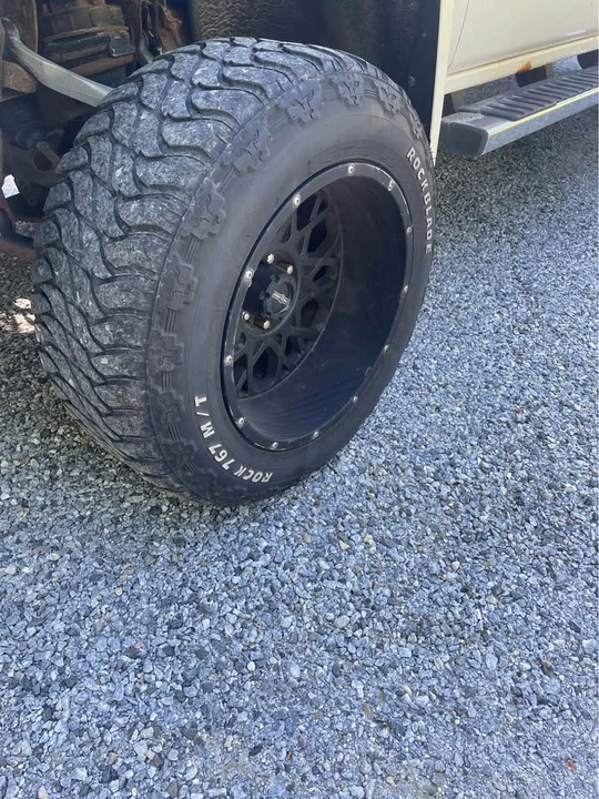 2015 GMC Sierra 4th Gen - Image 9 of 9