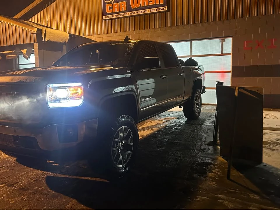 2015 GMC Sierra 4th Gen - Image 5 of 13