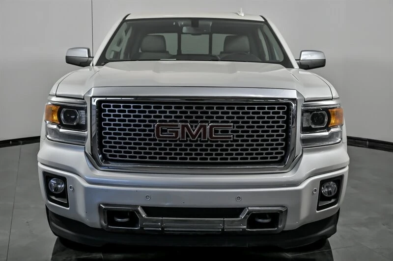 2015 GMC Sierra 4th Gen - Image 4 of 21