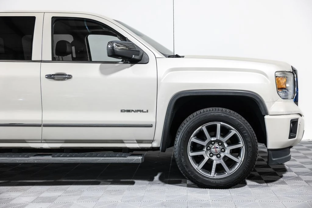 2015 GMC Sierra 4th Gen - Image 3 of 12