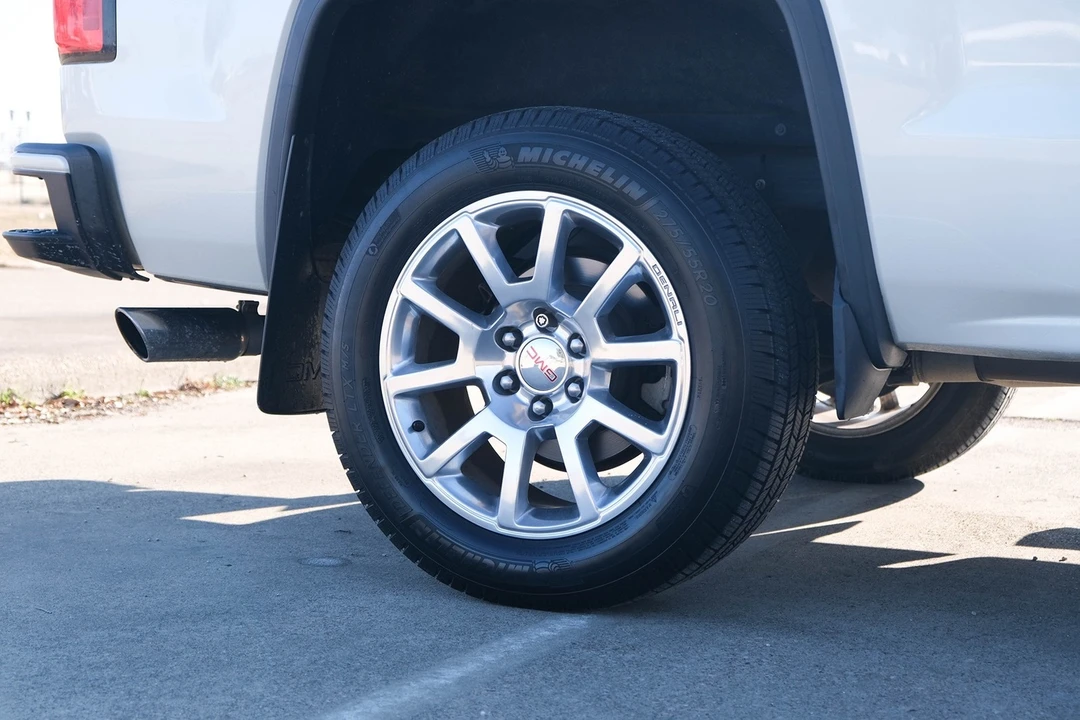 2015 GMC Sierra 4th Gen - Image 3 of 21
