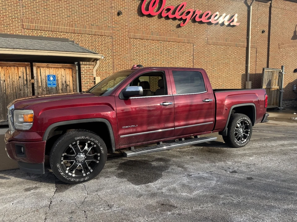 2015 GMC Sierra 3rd Gen - Image 2 of 14