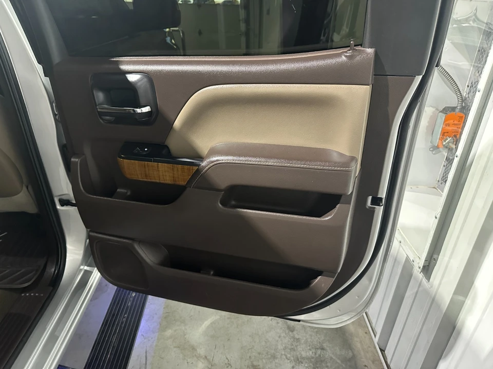2015 GMC Sierra 4th Gen - Image 9 of 21