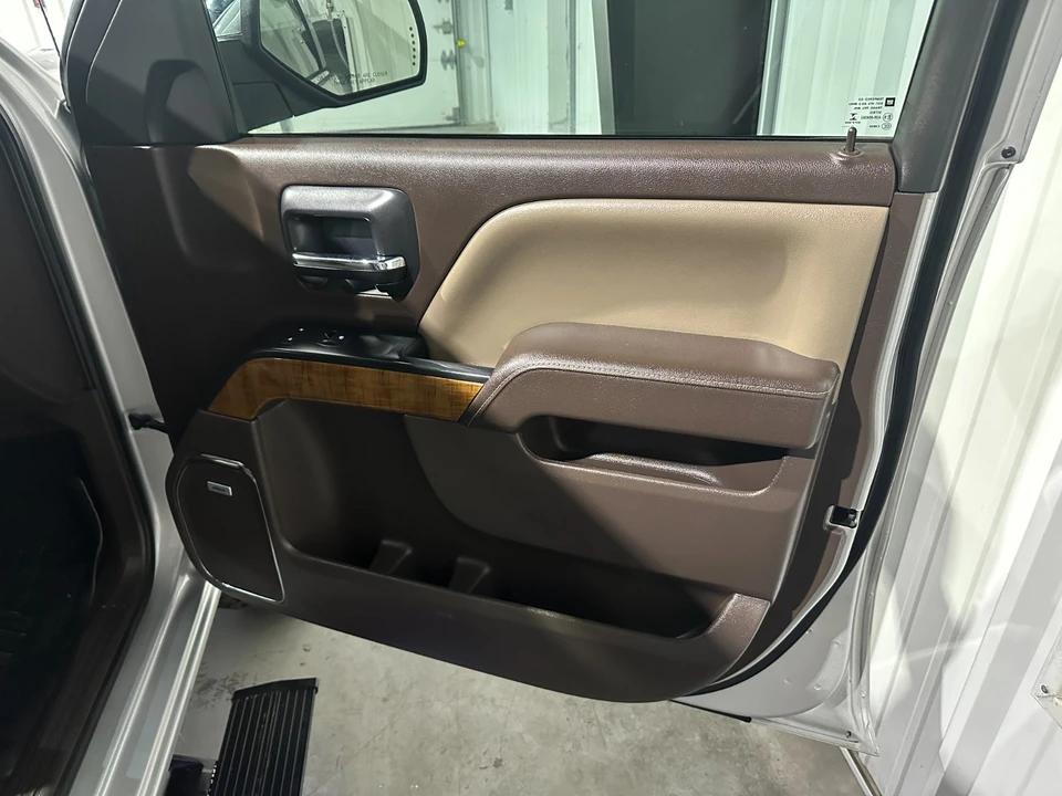 2015 GMC Sierra 4th Gen - Image 11 of 21
