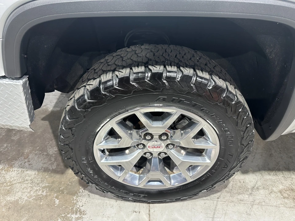 2015 GMC Sierra 4th Gen - Image 3 of 21
