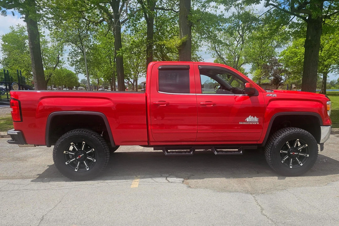 2015 GMC Sierra 3rd Gen - Image 3 of 31