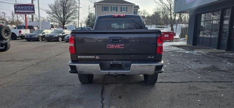 2015 GMC Sierra 3rd Gen - Image 2 of 8