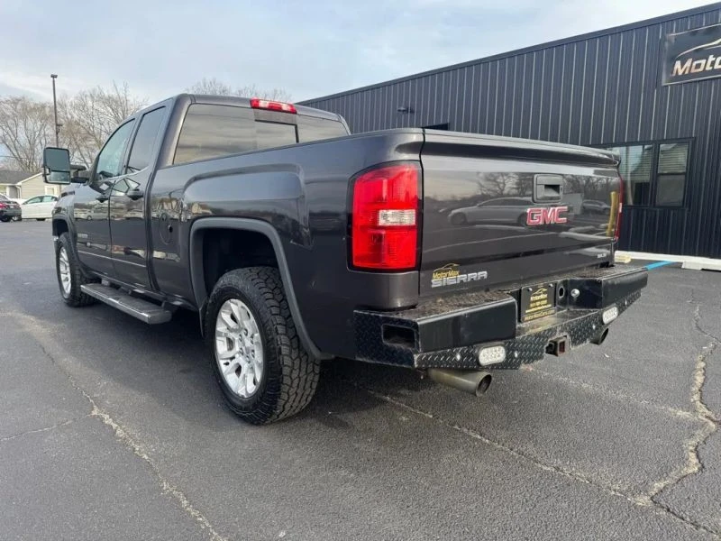 2015 GMC Sierra 4th Gen - Image 2 of 11