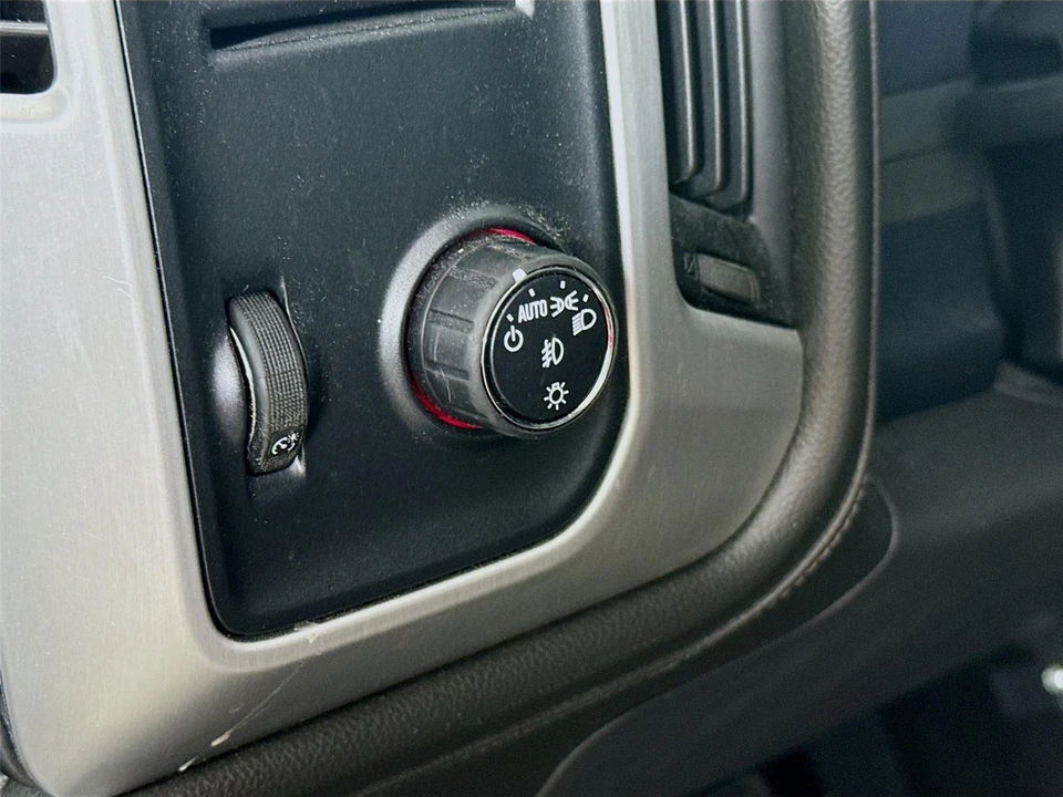 2015 GMC Sierra 4th Gen - Image 6 of 16