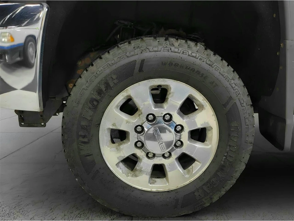 2015 GMC Sierra 4th Gen - Image 21 of 25