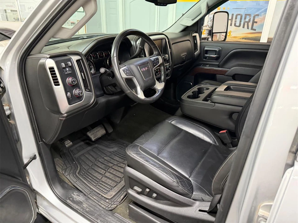 2015 GMC Sierra 4th Gen - Image 16 of 31