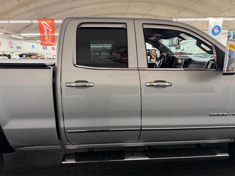 2015 GMC Sierra 4th Gen - Image 18 of 31