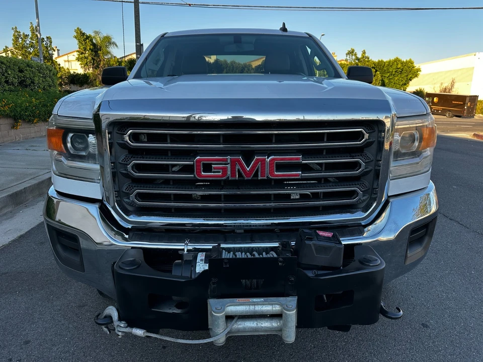 2015 GMC Sierra Heavy Duty 4th Gen - Image 2 of 20