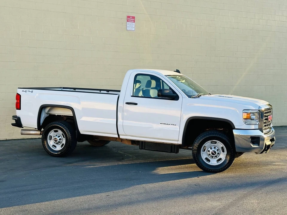 2015 GMC Sierra Heavy Duty 4th Gen - Image 5 of 21
