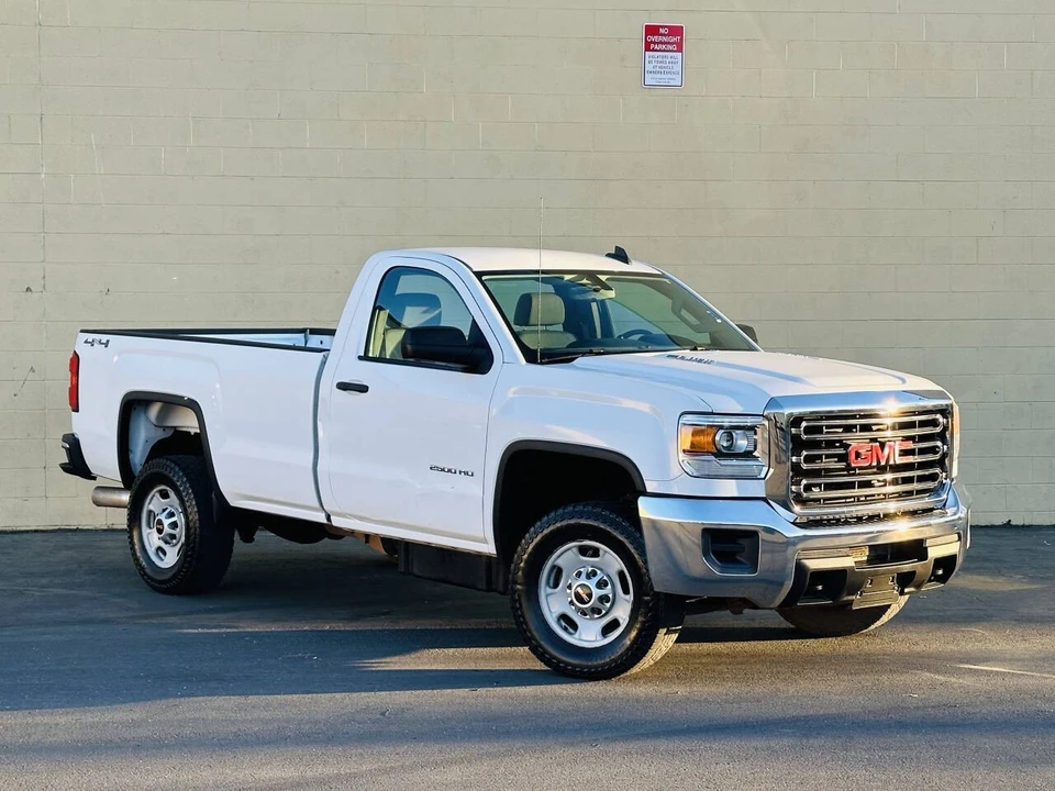 2015 GMC Sierra Heavy Duty 4th Gen - Image 2 of 21