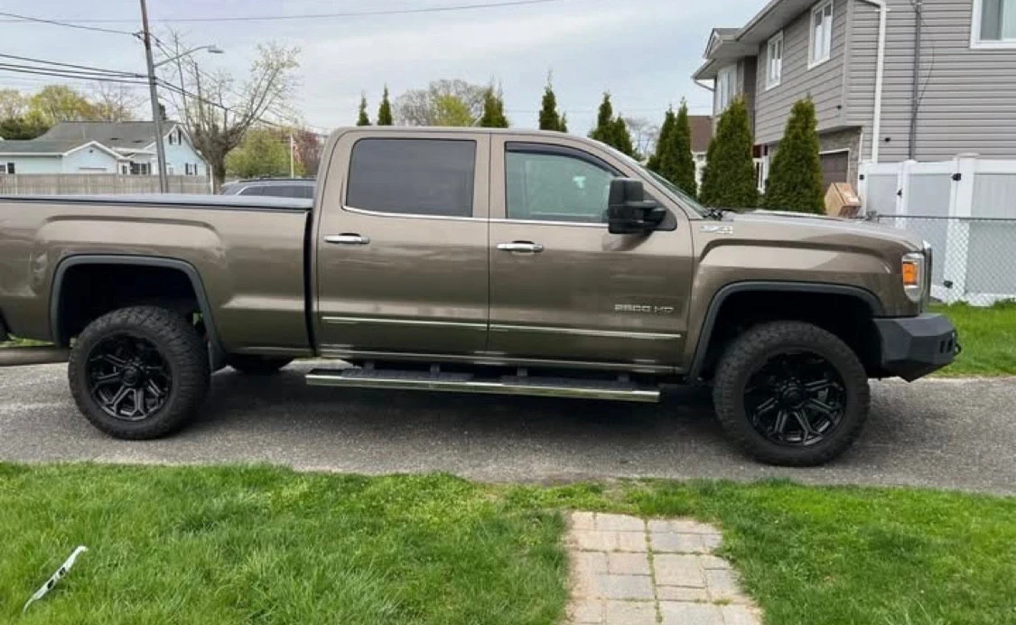 2015 GMC Sierra Heavy Duty 4th Gen - Image 2 of 11